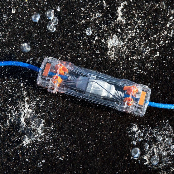 Ampfibian X1 Outdoor Extension Lead Protector 6 Ampfibian X1 Outdoor Extension Lead Protector - Image 4